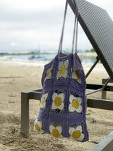 Load image into Gallery viewer, Crochet Pattern for Daisy Flower Beach Bag-Crafting Patterns-EKA