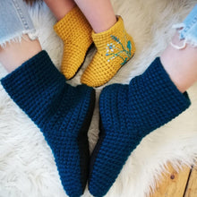 Load image into Gallery viewer, Slipper Socks With Embroidered Flowers - Adults-Slipper Socks-EKA