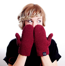 Load image into Gallery viewer, Mittens On A String - Organic Cotton-EKA