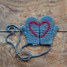 Load image into Gallery viewer, Hidden Heart Mittens - Baby and Child-Mittens-EKA