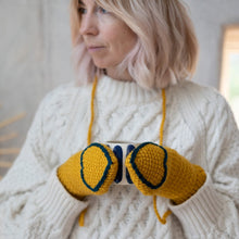 Load image into Gallery viewer, Adult Heart Tipped Mittens-Mittens-EKA