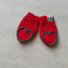 Load image into Gallery viewer, Heart Tipped Mittens For Baby And Child-Mittens-EKA