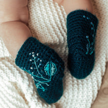 Load image into Gallery viewer, Booties With Embroidered Flowers - baby and child-Baby Booties-EKA