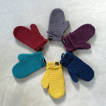 Load image into Gallery viewer, Mittens On A String - Organic Cotton-EKA
