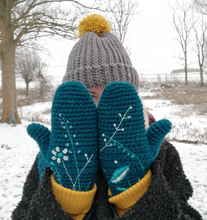Load image into Gallery viewer, Embroidered Wild Flower Mittens-Mittens-EKA
