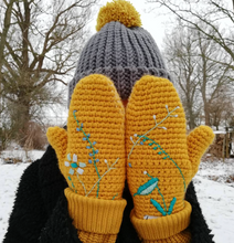 Load image into Gallery viewer, Embroidered Wild Flower Mittens-Mittens-EKA
