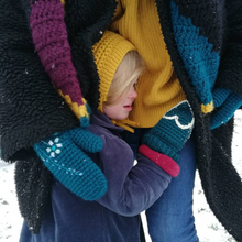 Load image into Gallery viewer, Embroidered Wild Flower Mittens-Mittens-EKA
