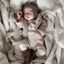 Load image into Gallery viewer, Newborn Paw Bootie And Mitten Set-Baby Booties-EKA
