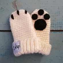 Load image into Gallery viewer, Newborn Paw Bootie And Mitten Set-Baby Booties-EKA
