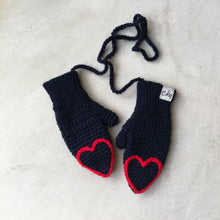Load image into Gallery viewer, Heart Tipped Mittens For Baby And Child-Mittens-EKA
