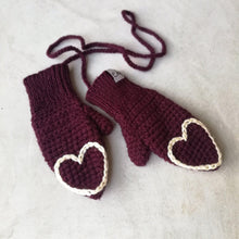 Load image into Gallery viewer, Heart Tipped Mittens For Baby And Child-Mittens-EKA
