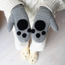 Load image into Gallery viewer, Child&#39;s Paw Print Mittens-Mittens-EKA
